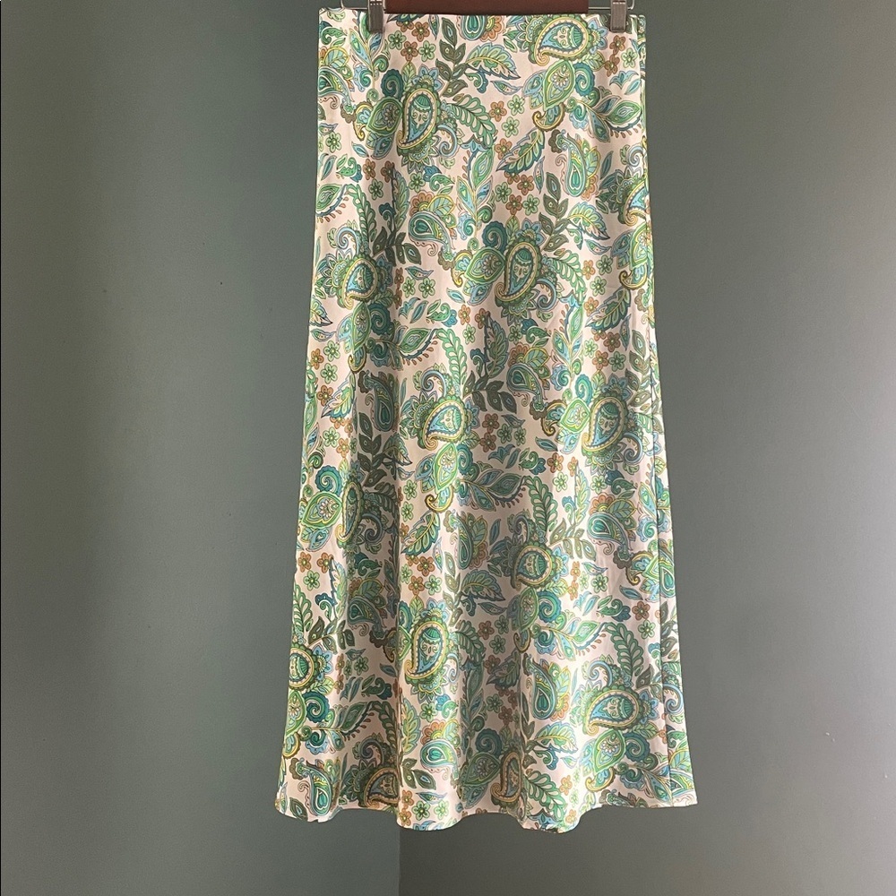 LOFT Petite Vibrant Patterned Skirt
